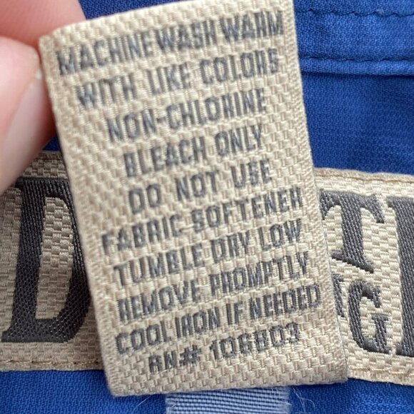 Duluth Two Shirt Bundle Blue Fishing Shirts Men’s Size M - Picture 10 of 10